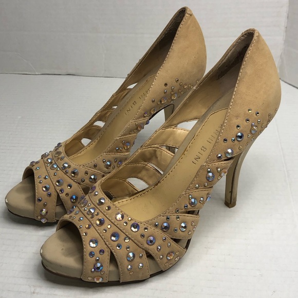 Gianni Bini Anna High Heels Womens 6.5 M Sierra Tan Color Jeweled - Picture 1 of 12